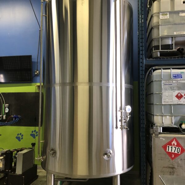 50 hectolitre double insulated brite tank