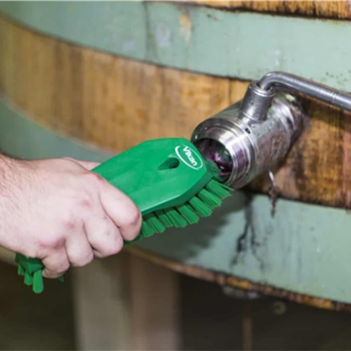 remco 7.9" hand scrub brush (stiff) remco 7.9" hand scrub brush (stiff)