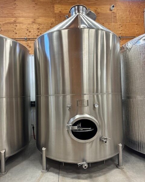 5 x 9000l ripley stainless closed top fermenters
